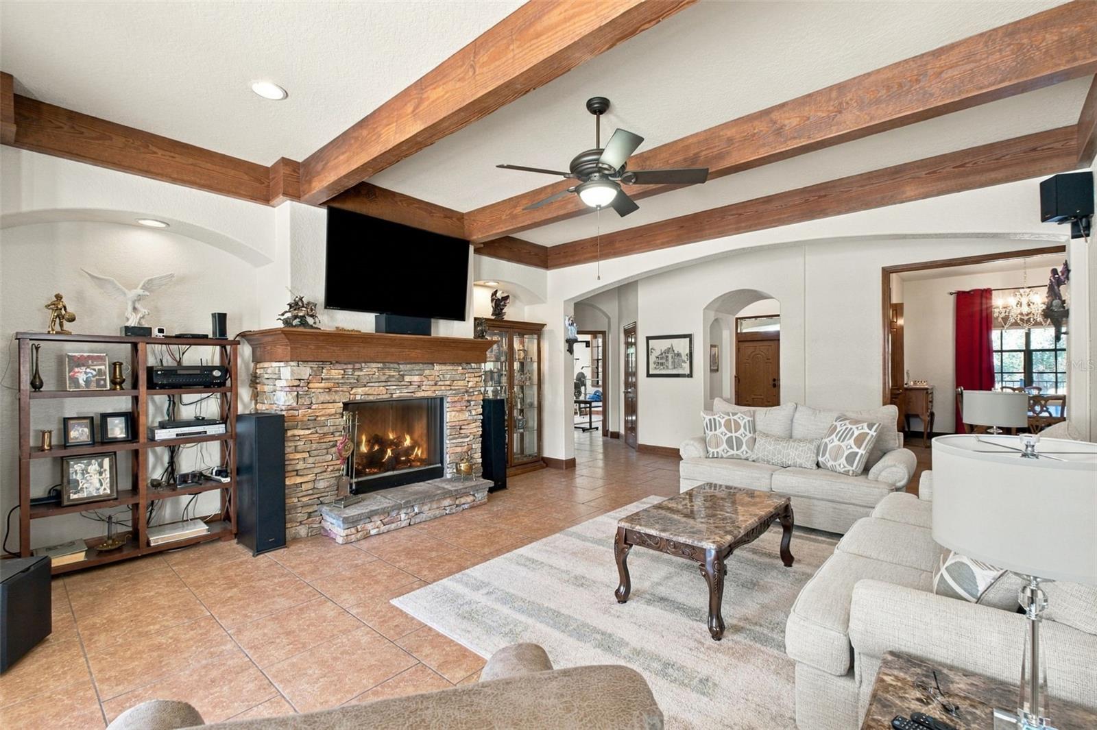 FAMILY ROOM