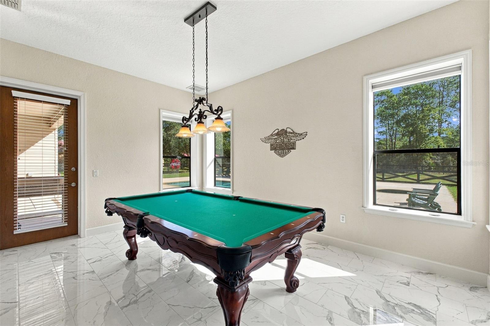 BILLIARDS ROOM