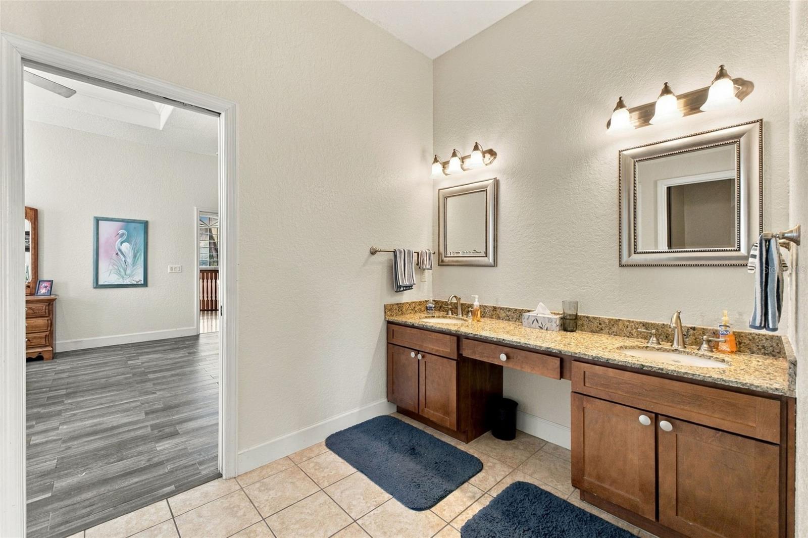 UPSTAIRS GUEST BATHROOM