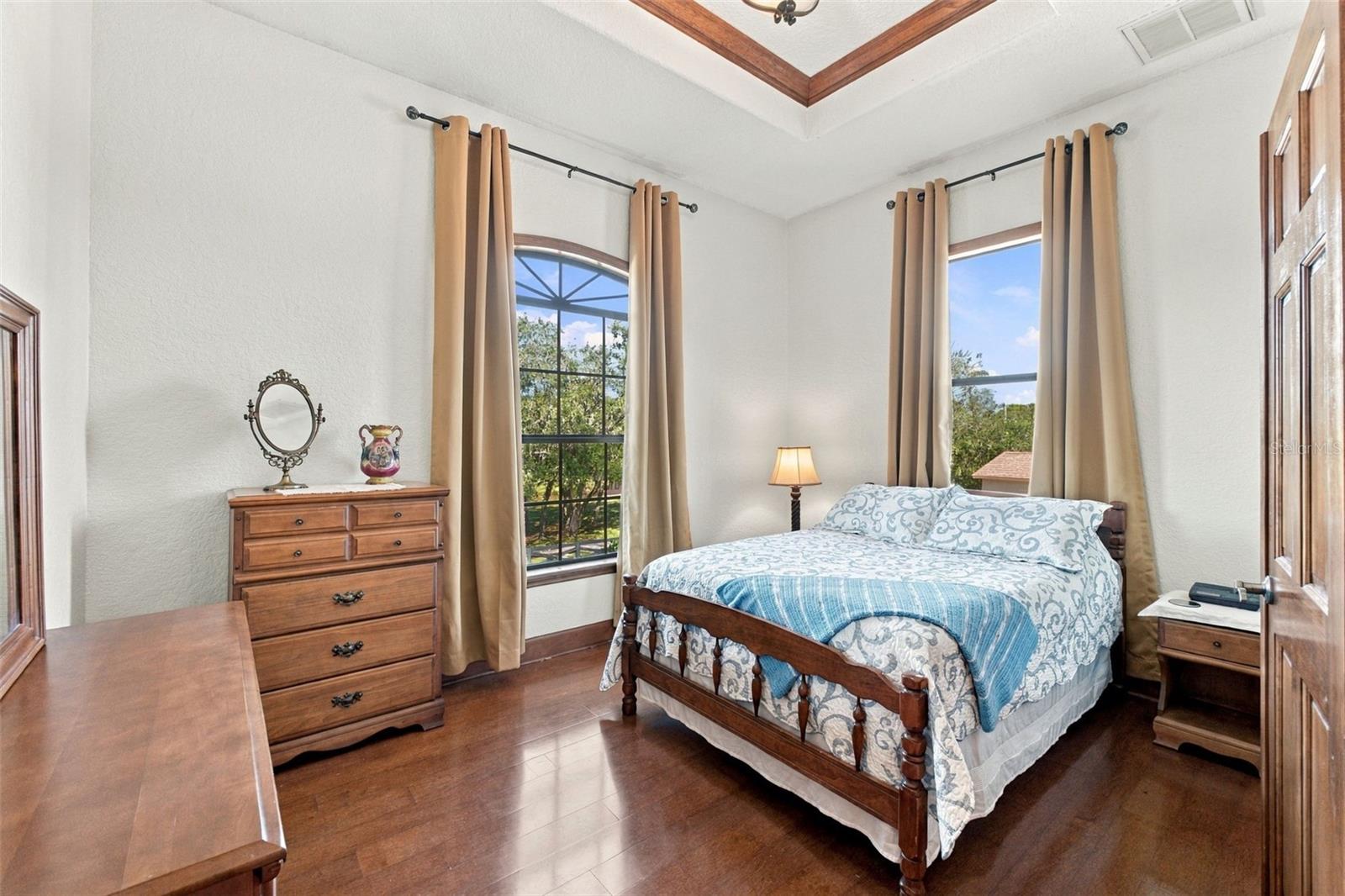 UPSTAIRS GUEST BEDROOM #1