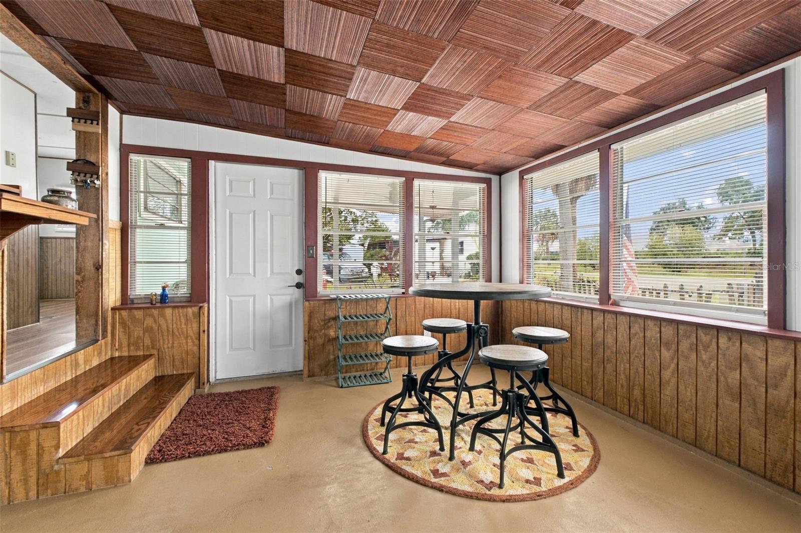 752 DRIFTWOOD LANE, Tarpon Springs, FL 34689