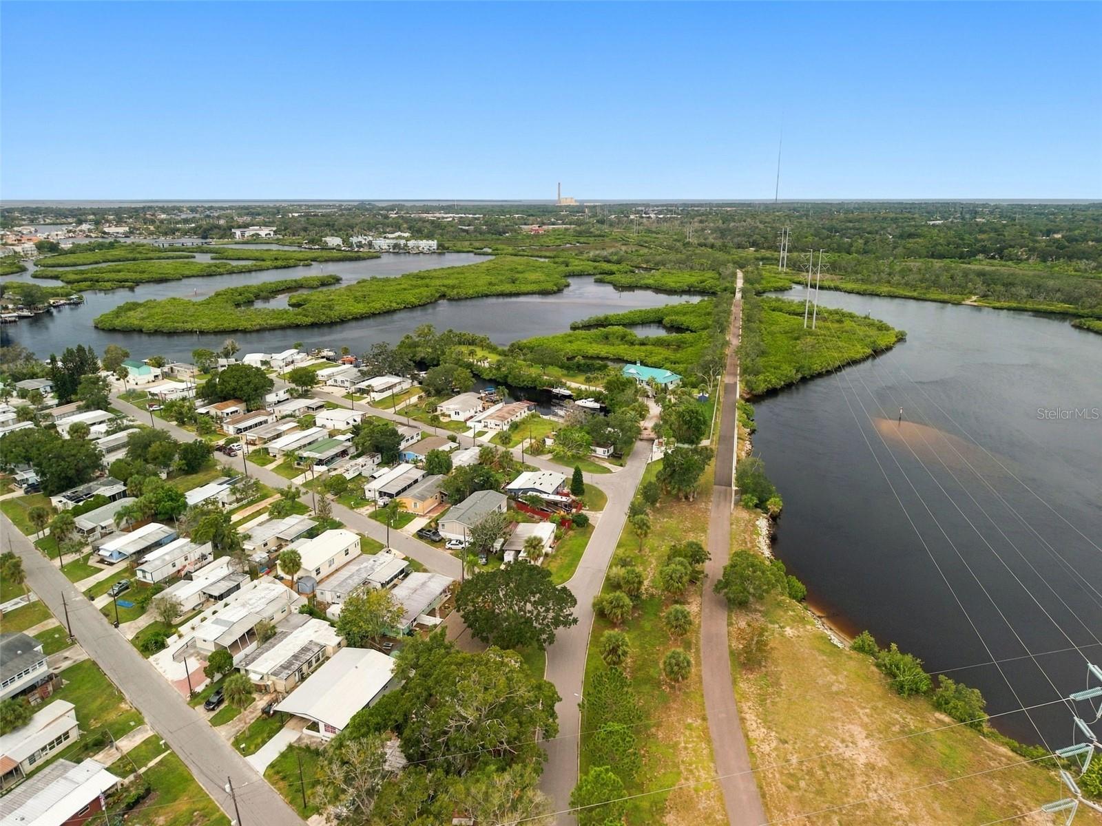 752 DRIFTWOOD LANE, Tarpon Springs, FL 34689