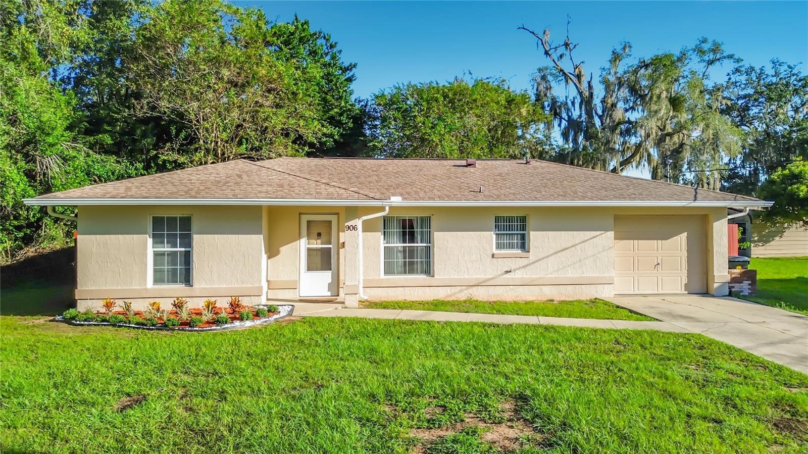 906 OAK STREET, Inverness, FL 34452