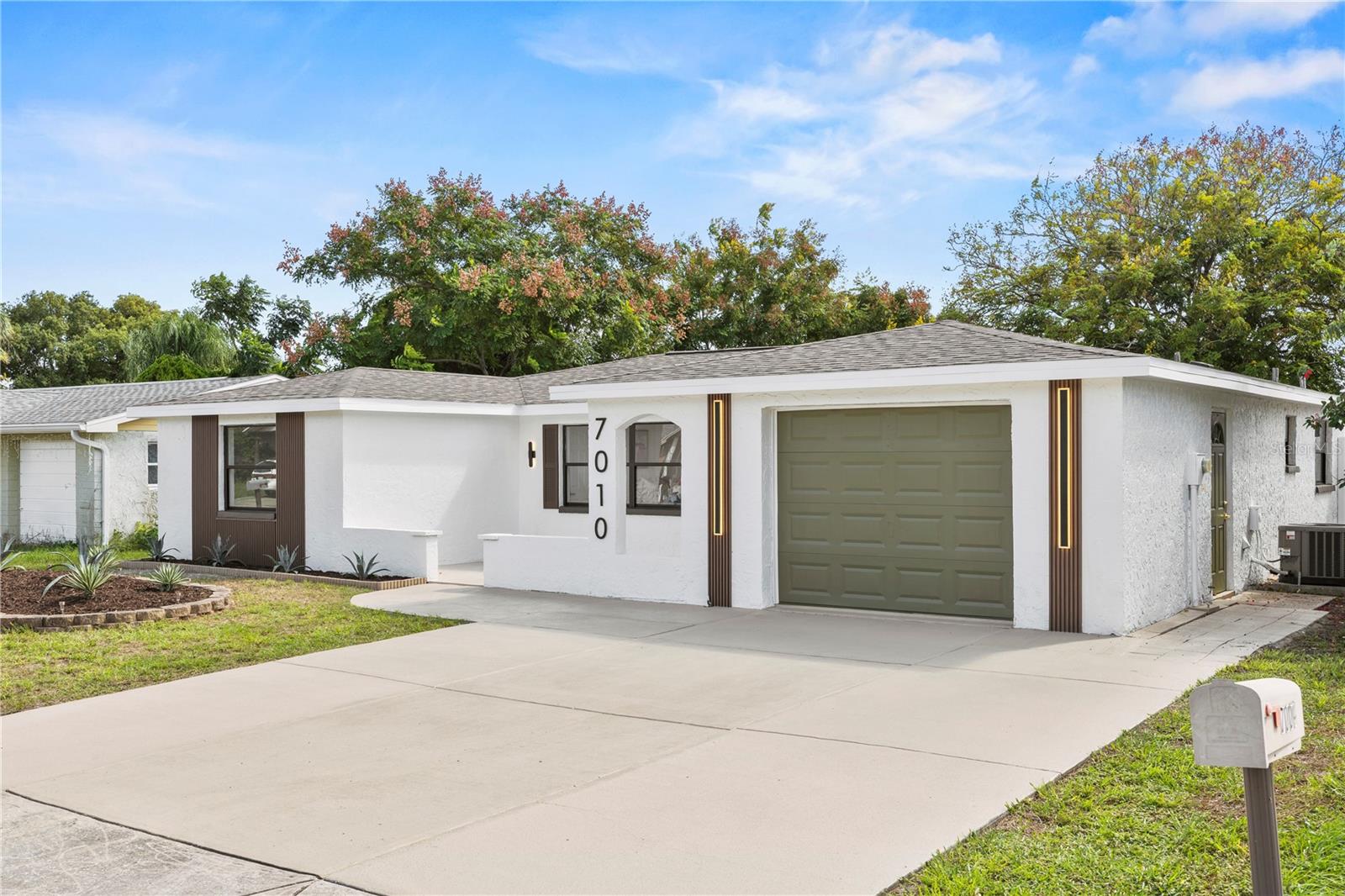 7010 PARROT DRIVE, Port Richey, FL 34668