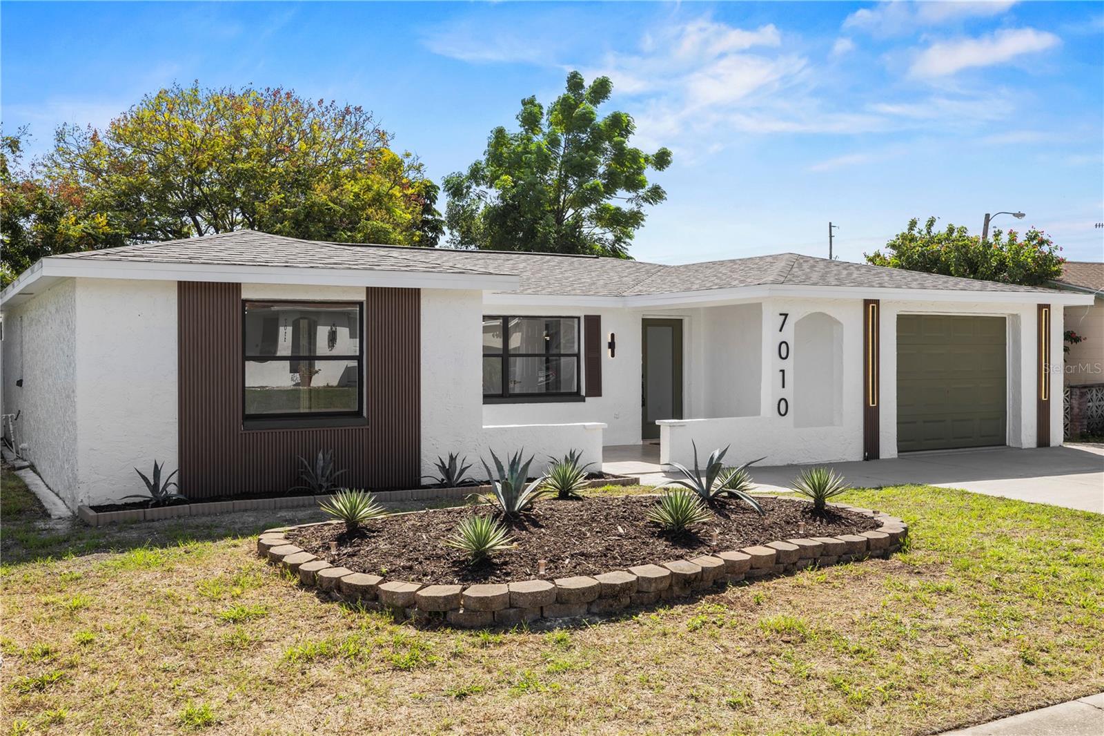 7010 PARROT DRIVE, Port Richey, FL 34668
