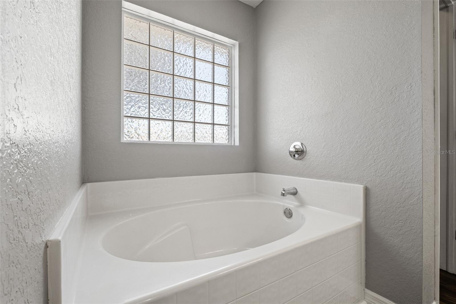Soaking Tub