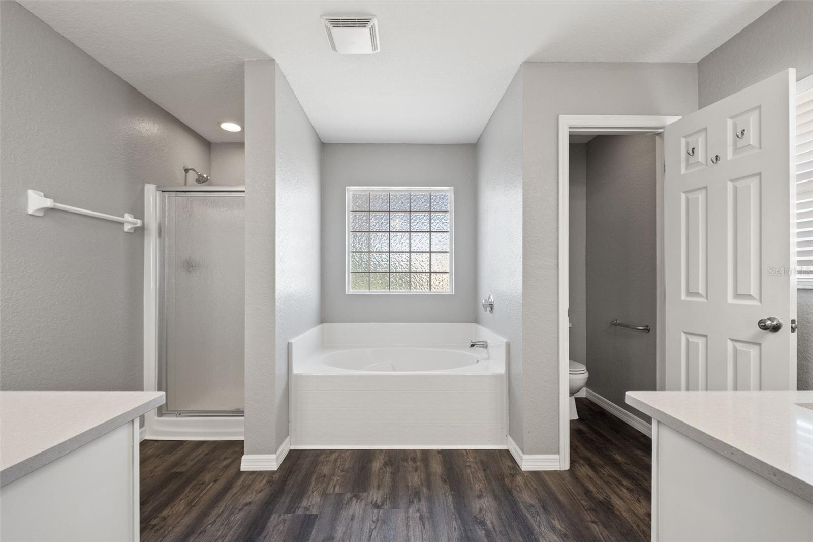 Ensuite Bathroom with Dual Vanities
