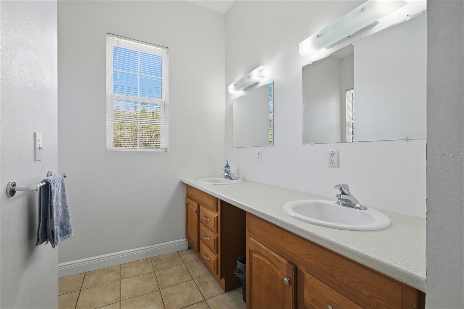 8743 OSTROM WAY, Weeki Wachee, FL 34613