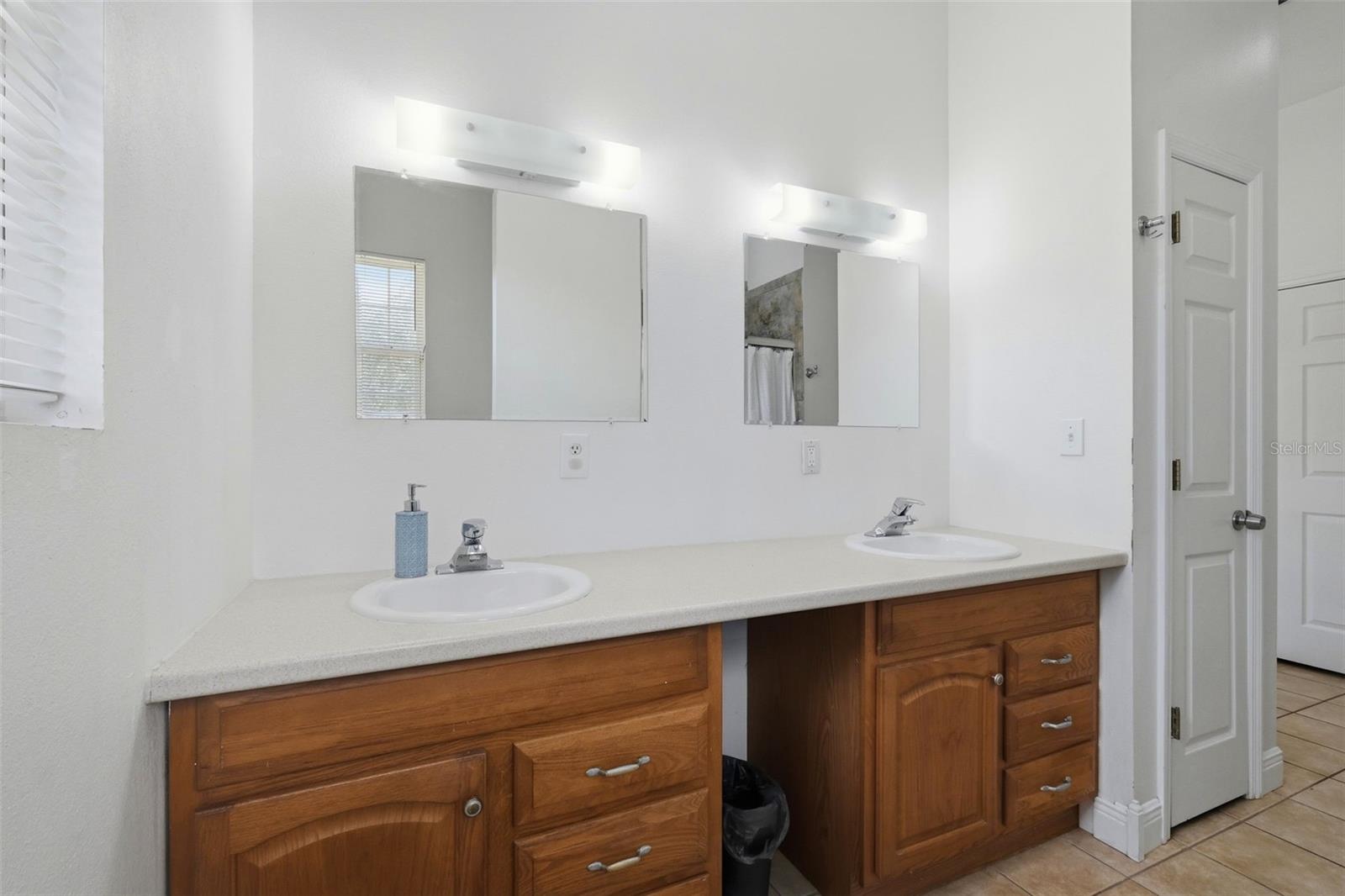 8743 OSTROM WAY, Weeki Wachee, FL 34613