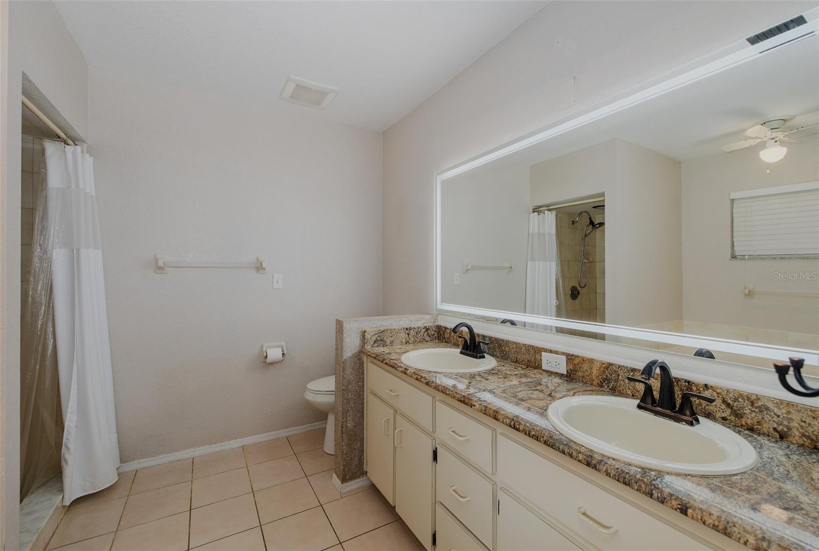 Primary bath