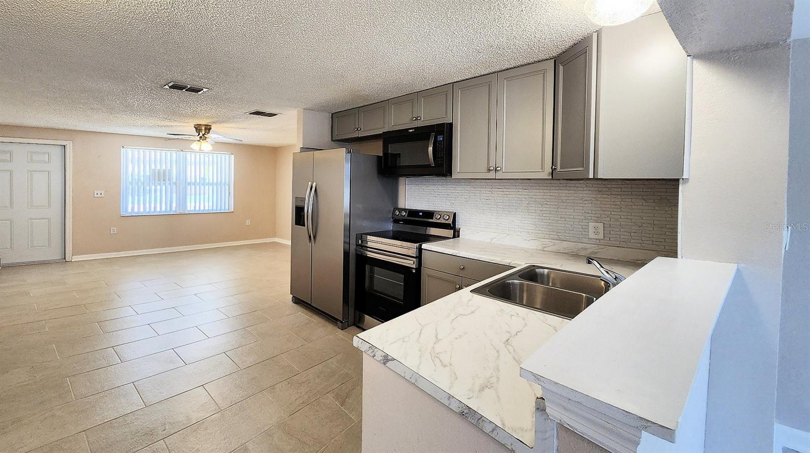 13738 MELANIE AVENUE, Hudson, FL 34667 13738 MELANIE AVENUE, Hudson, FL 34667