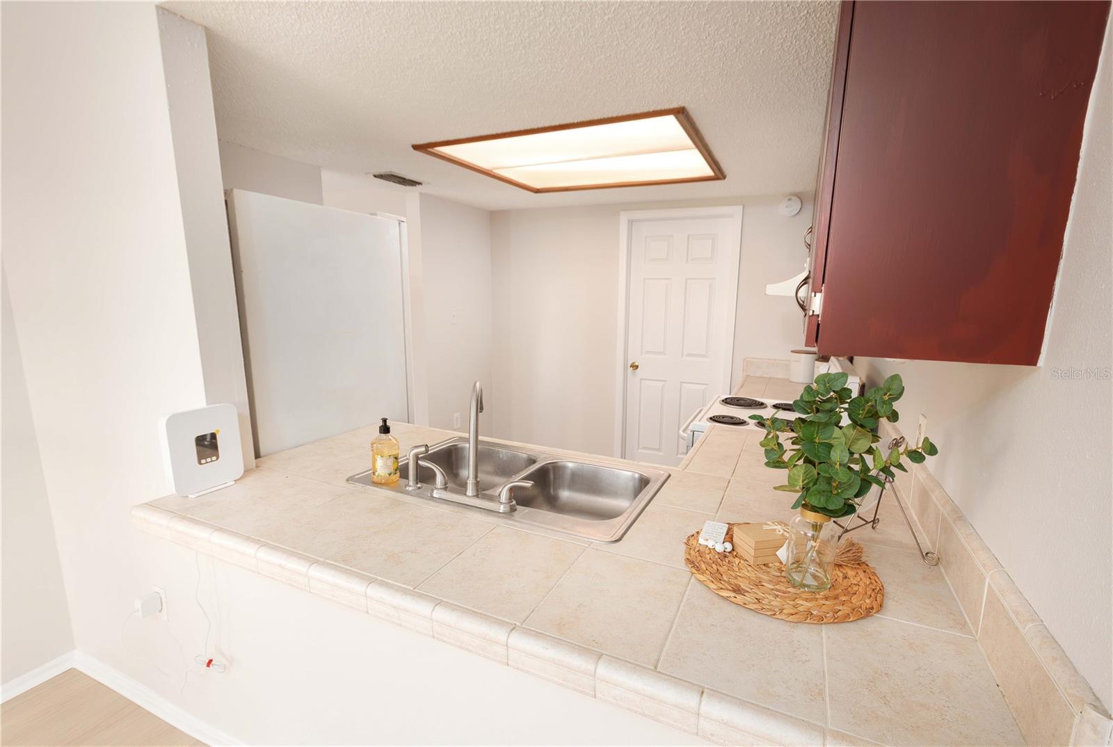 7245 KNOLL DRIVE, New Port Richey, FL 34653