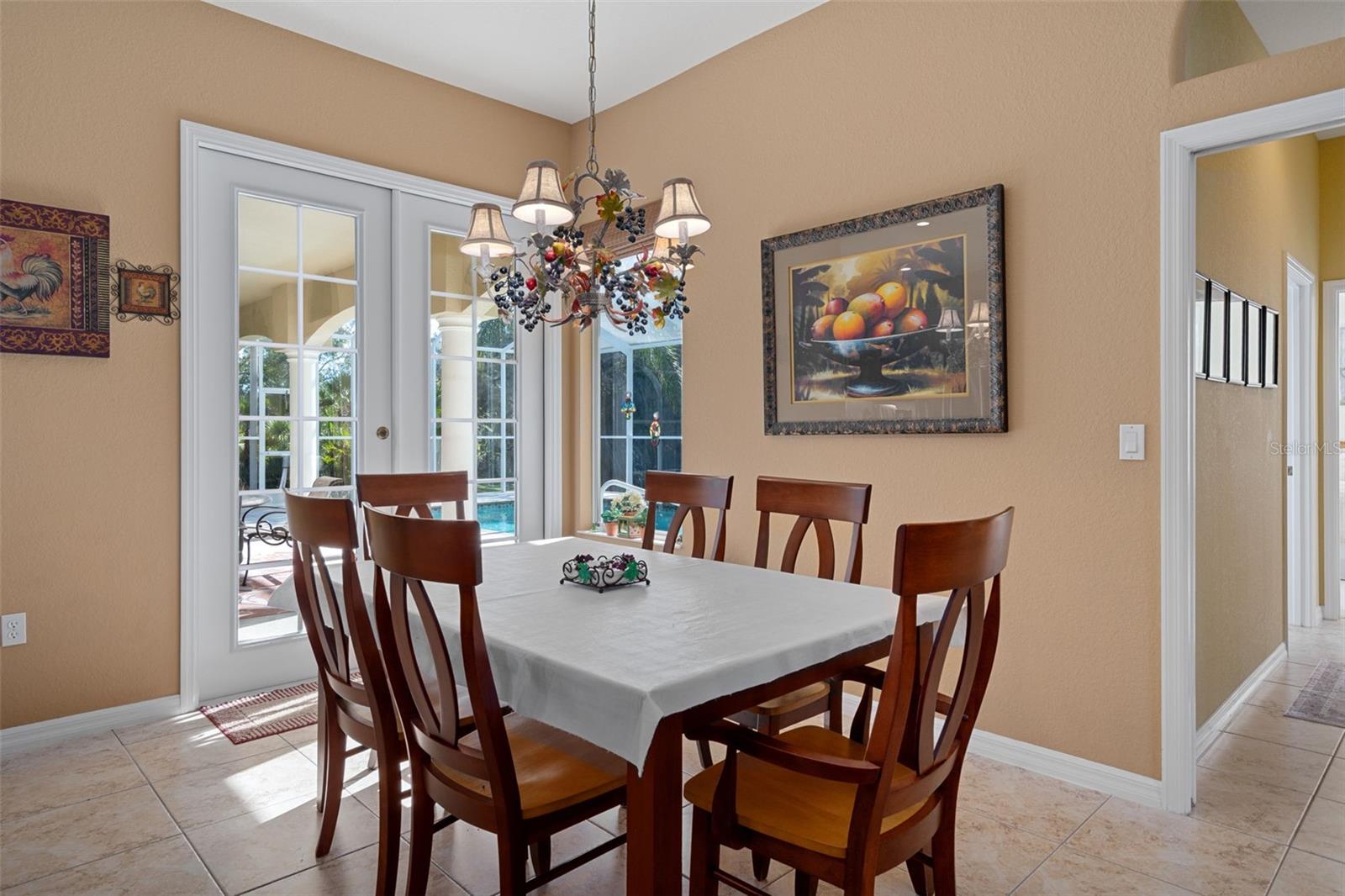 Breakfast Nook