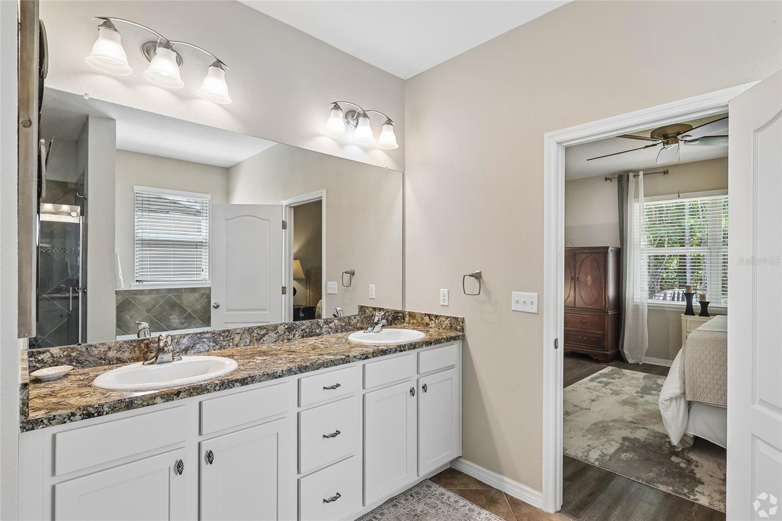 11030 PARADISE POINT WAY, New Port Richey, FL 34654
