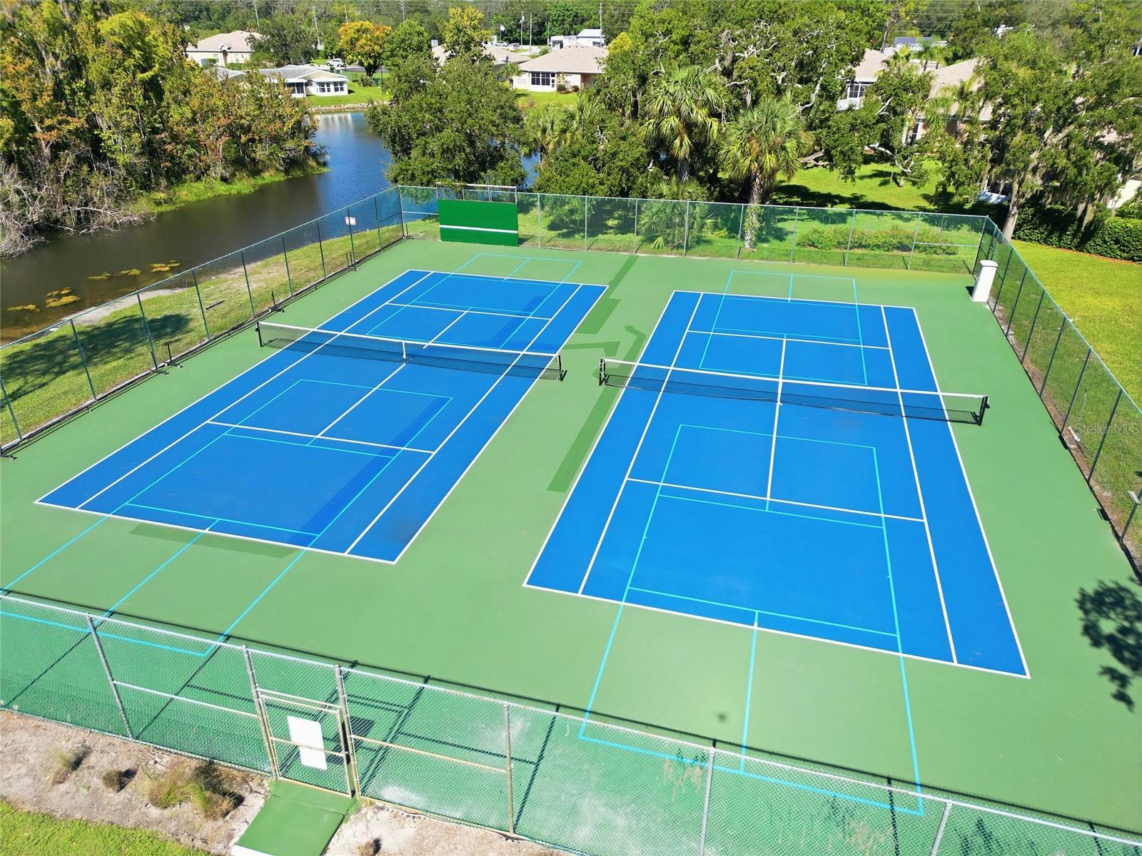 11030 PARADISE POINT WAY, New Port Richey, FL 34654
