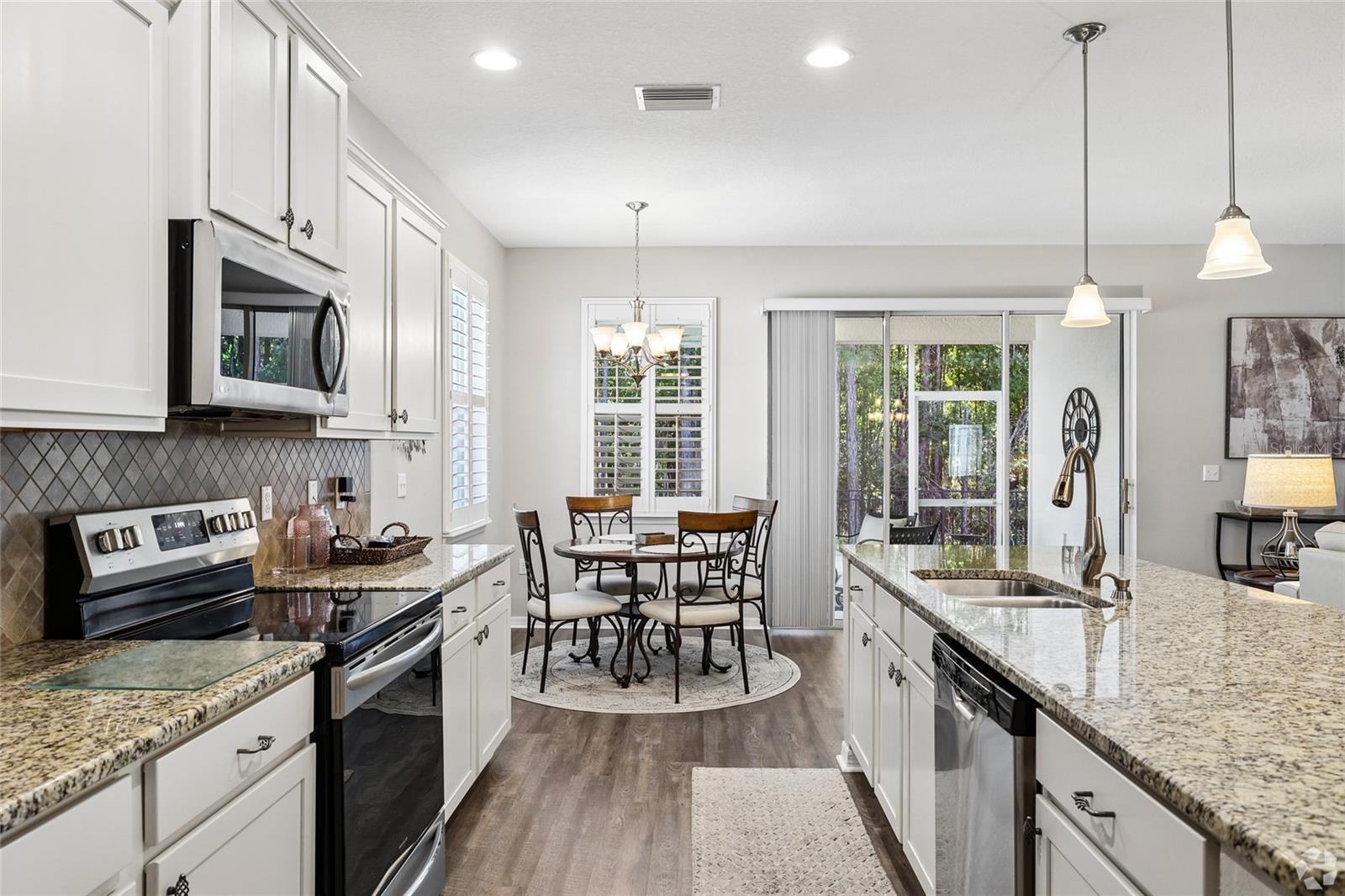 11030 PARADISE POINT WAY, New Port Richey, FL 34654