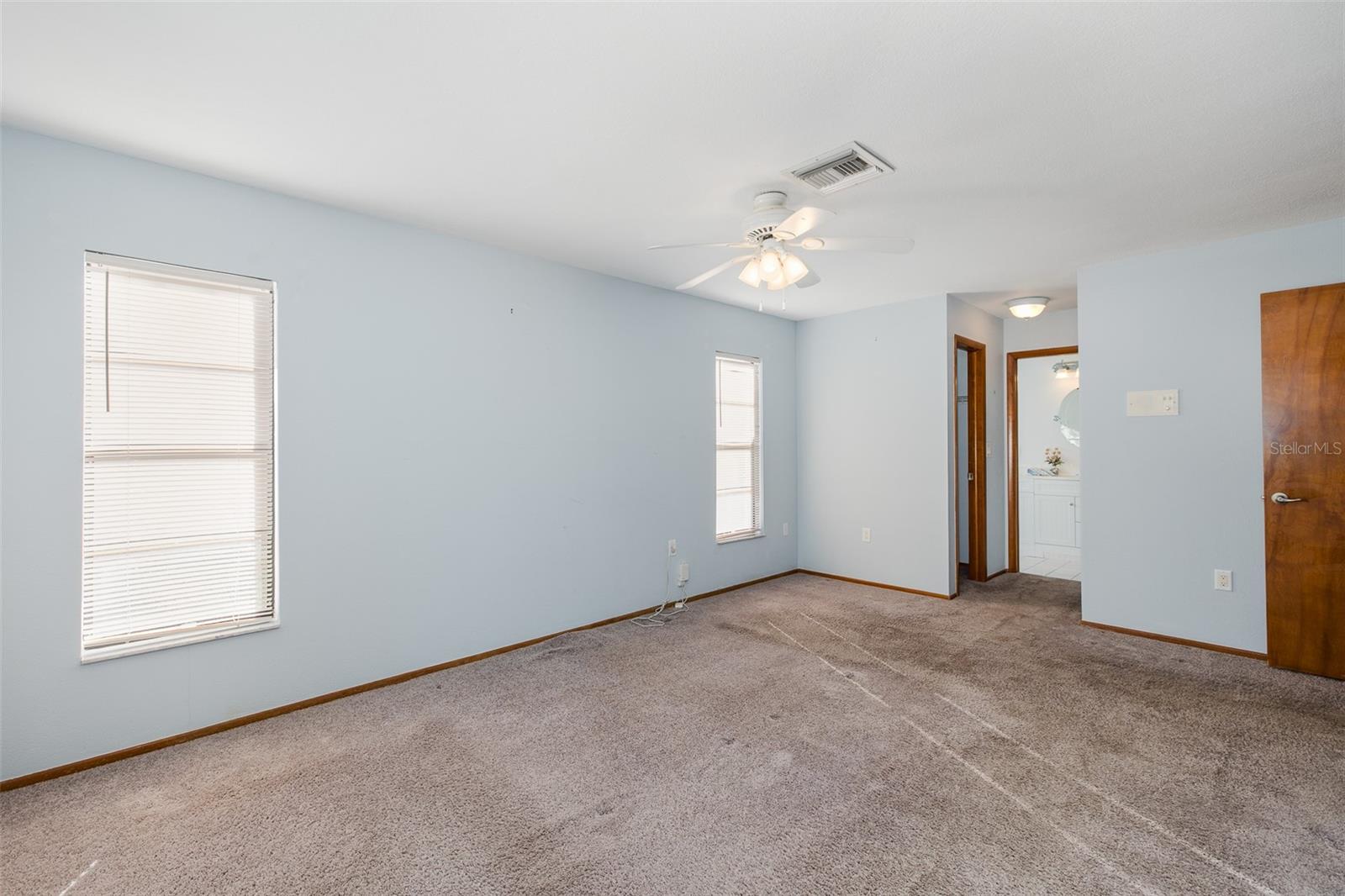 10235 LANDMARK DRIVE, Hudson, FL 34667