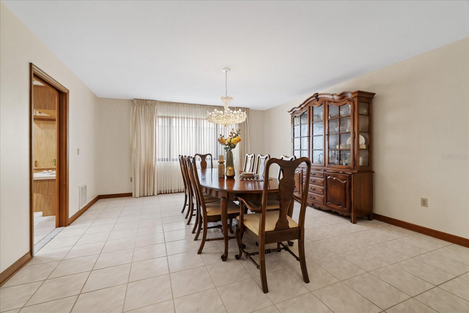 Formal dining room