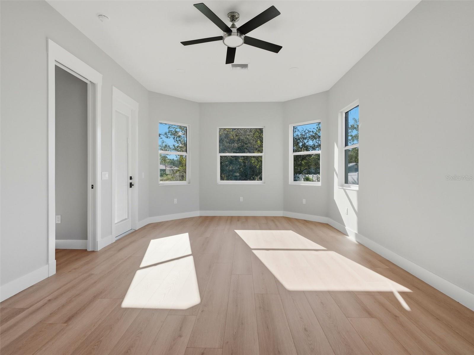 11250 HUMBER ROAD, Weeki Wachee, FL 34614