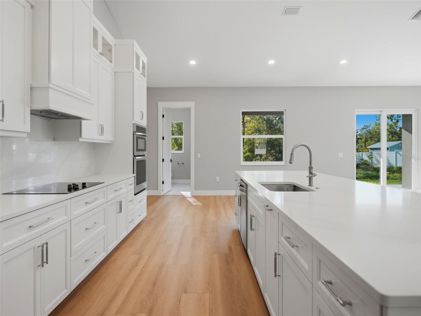 11250 HUMBER ROAD, Weeki Wachee, FL 34614