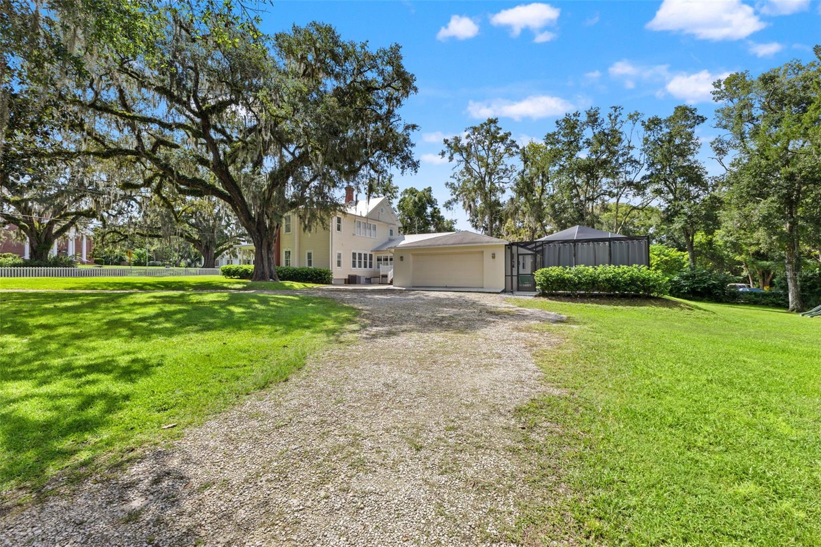 427 HOWELL AVENUE, Brooksville, FL 34601