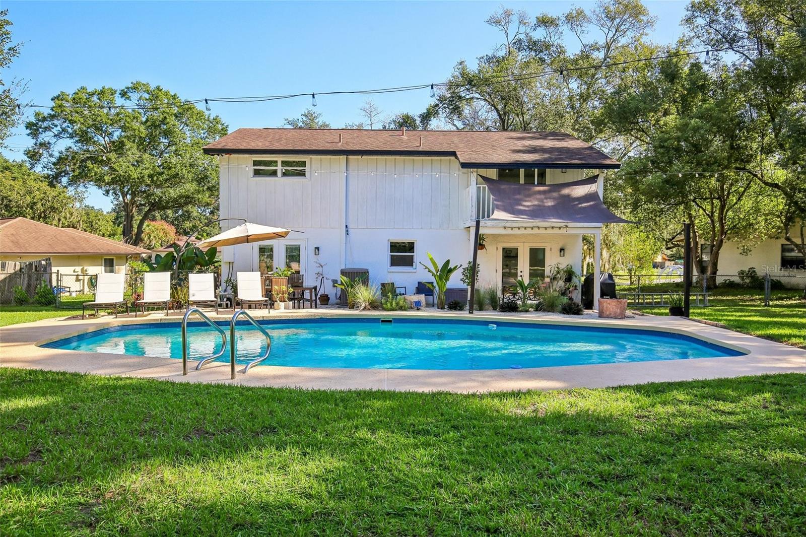 18410 STERLING SILVER CIRCLE, Lutz, FL 33549