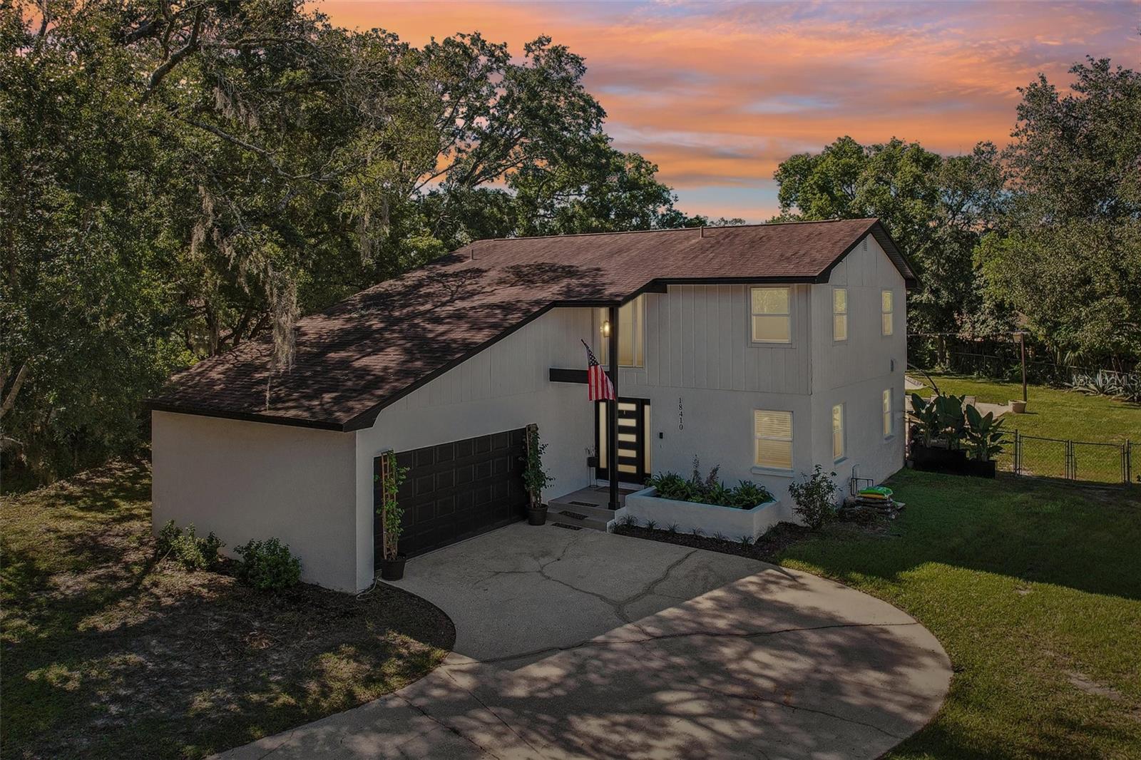 18410 STERLING SILVER CIRCLE, Lutz, FL 33549