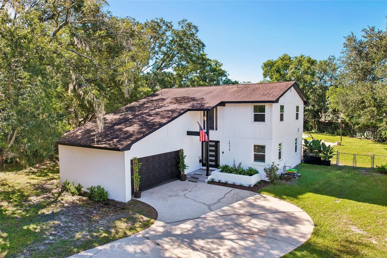 18410 STERLING SILVER CIRCLE, Lutz, FL 33549