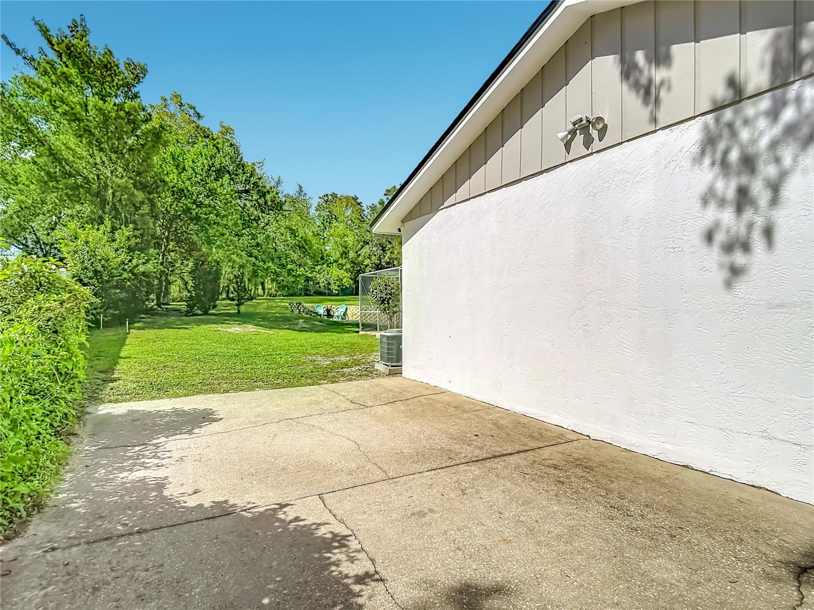 1417 BAVON AVENUE, Spring Hill, FL 34609