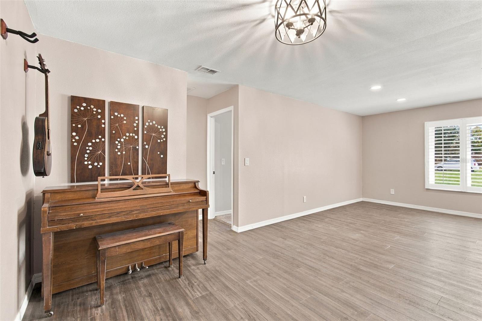 12527 LACEY DRIVE, New Port Richey, FL 34654