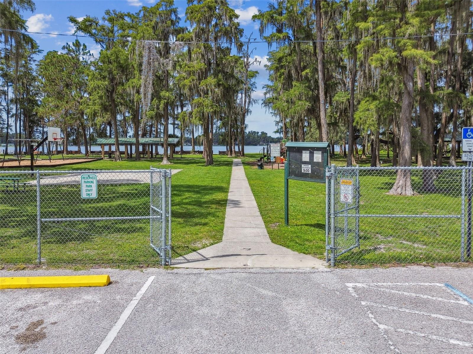 12527 LACEY DRIVE, New Port Richey, FL 34654