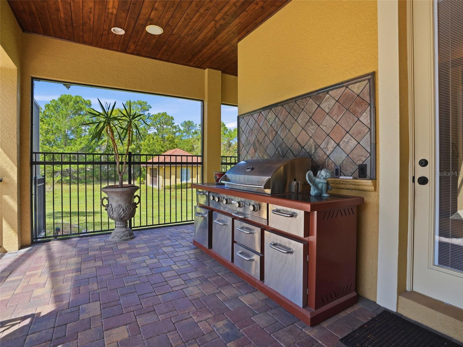 9313 HERNANDO RIDGE ROAD, Weeki Wachee, FL 34613