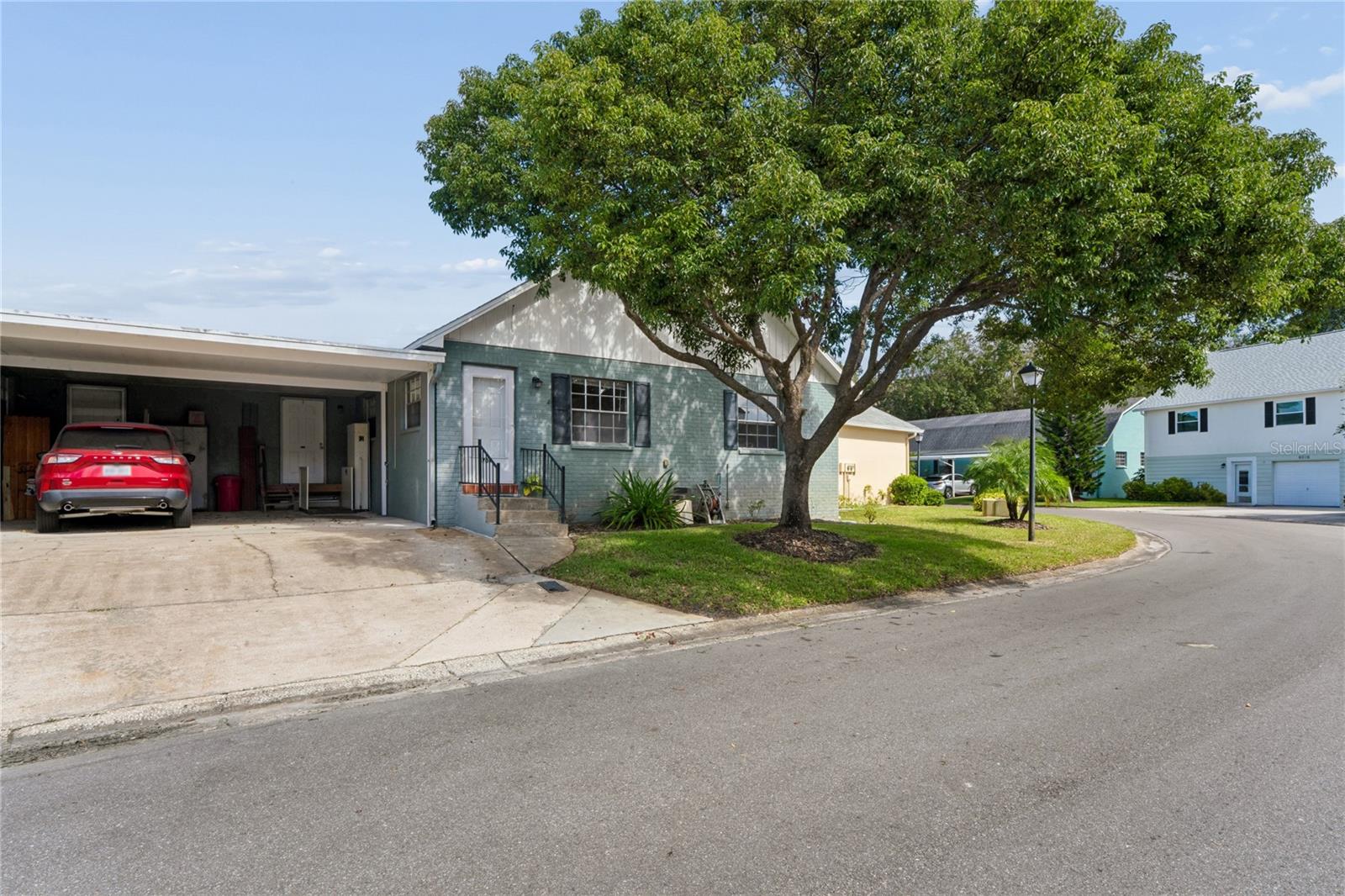6707 HICKORYWOOD LANE, #3B, New Port Richey, FL 34653