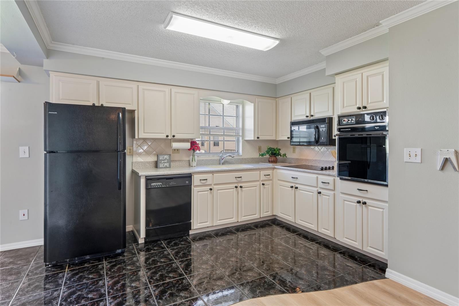 6707 HICKORYWOOD LANE, #3B, New Port Richey, FL 34653 6707 HICKORYWOOD LANE, #3B, New Port Richey, FL 34653