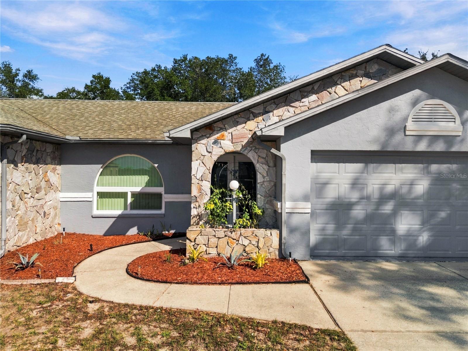8382 PINEWOOD AVENUE, Brooksville, FL 34613