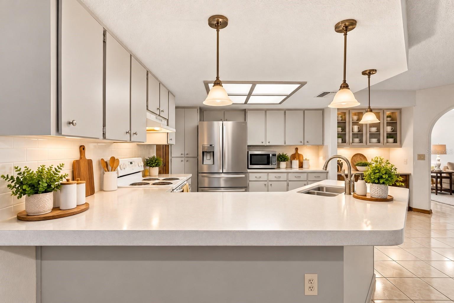 8382 PINEWOOD AVENUE, Brooksville, FL 34613 8382 PINEWOOD AVENUE, Brooksville, FL 34613