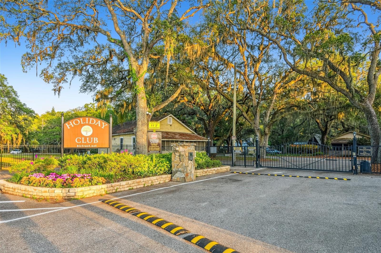 1922 BEACHWAY LANE, Odessa, FL 33556