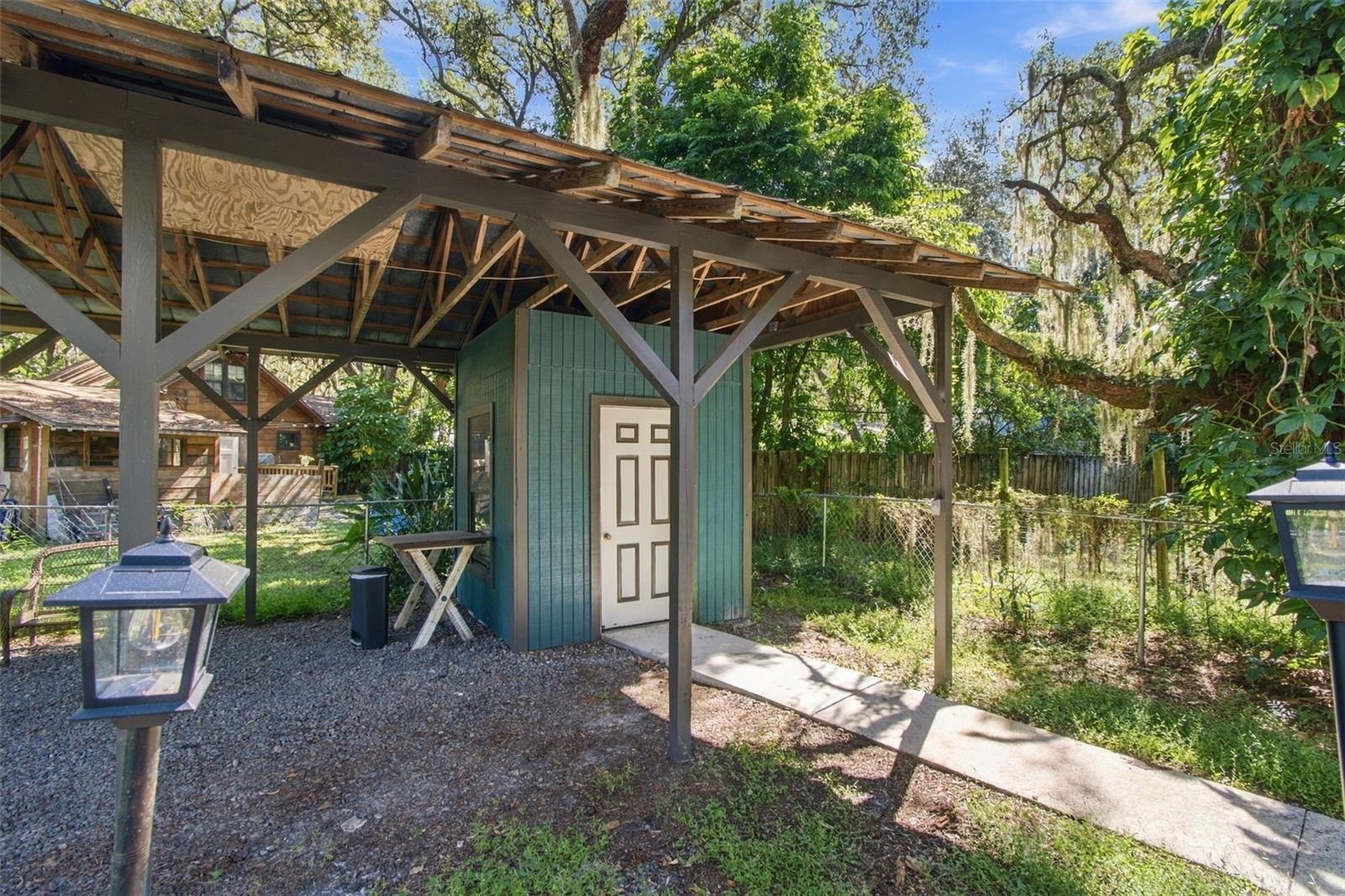 1922 BEACHWAY LANE, Odessa, FL 33556