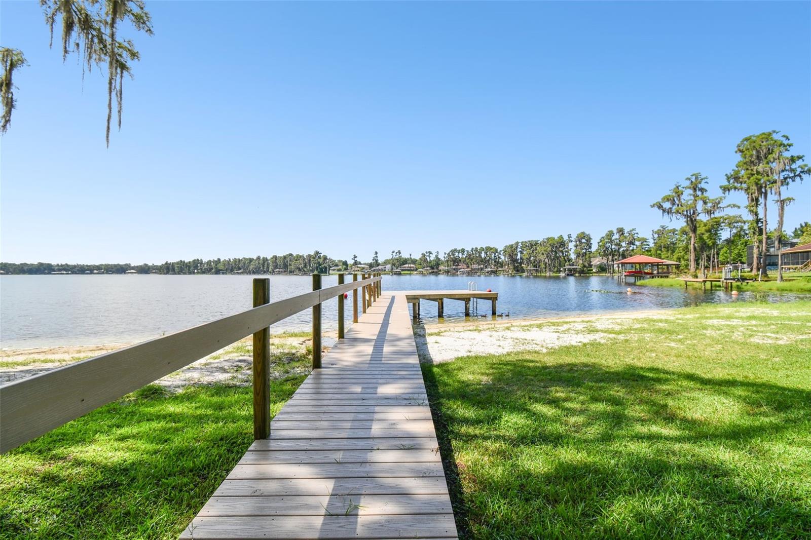 1922 BEACHWAY LANE, Odessa, FL 33556