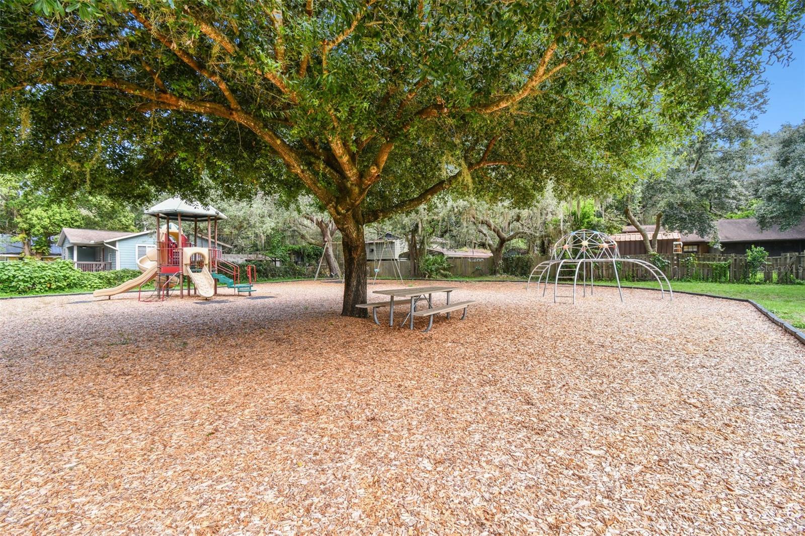 1922 BEACHWAY LANE, Odessa, FL 33556