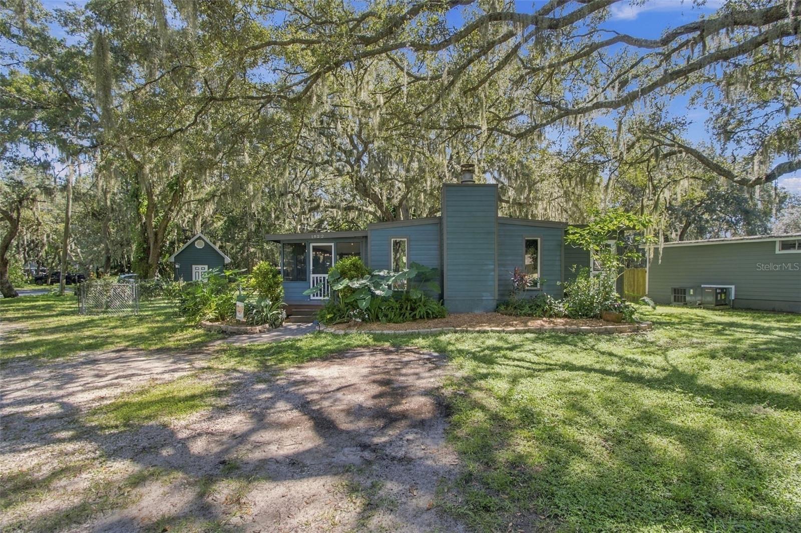 1922 BEACHWAY LANE, Odessa, FL 33556