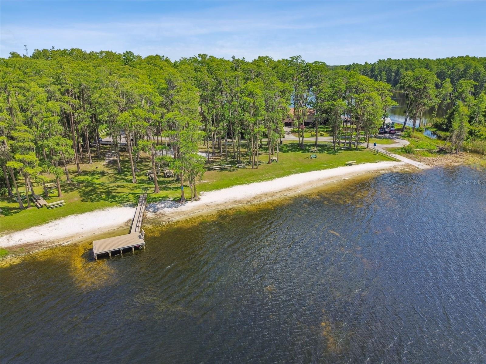 1922 BEACHWAY LANE, Odessa, FL 33556