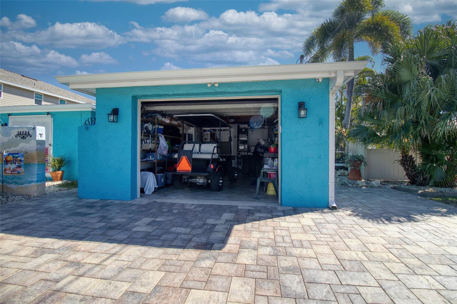1 car garage