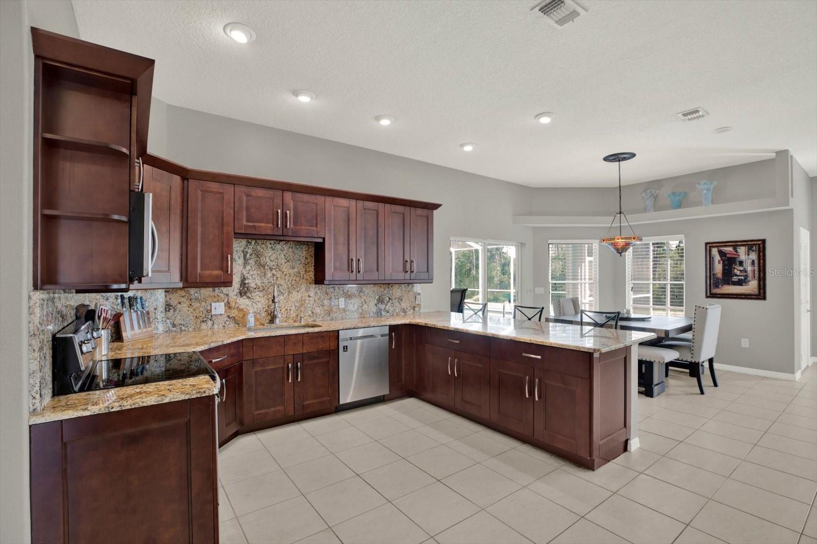 9472 WHISPER RIDGE TRAIL, Weeki Wachee, FL 34613