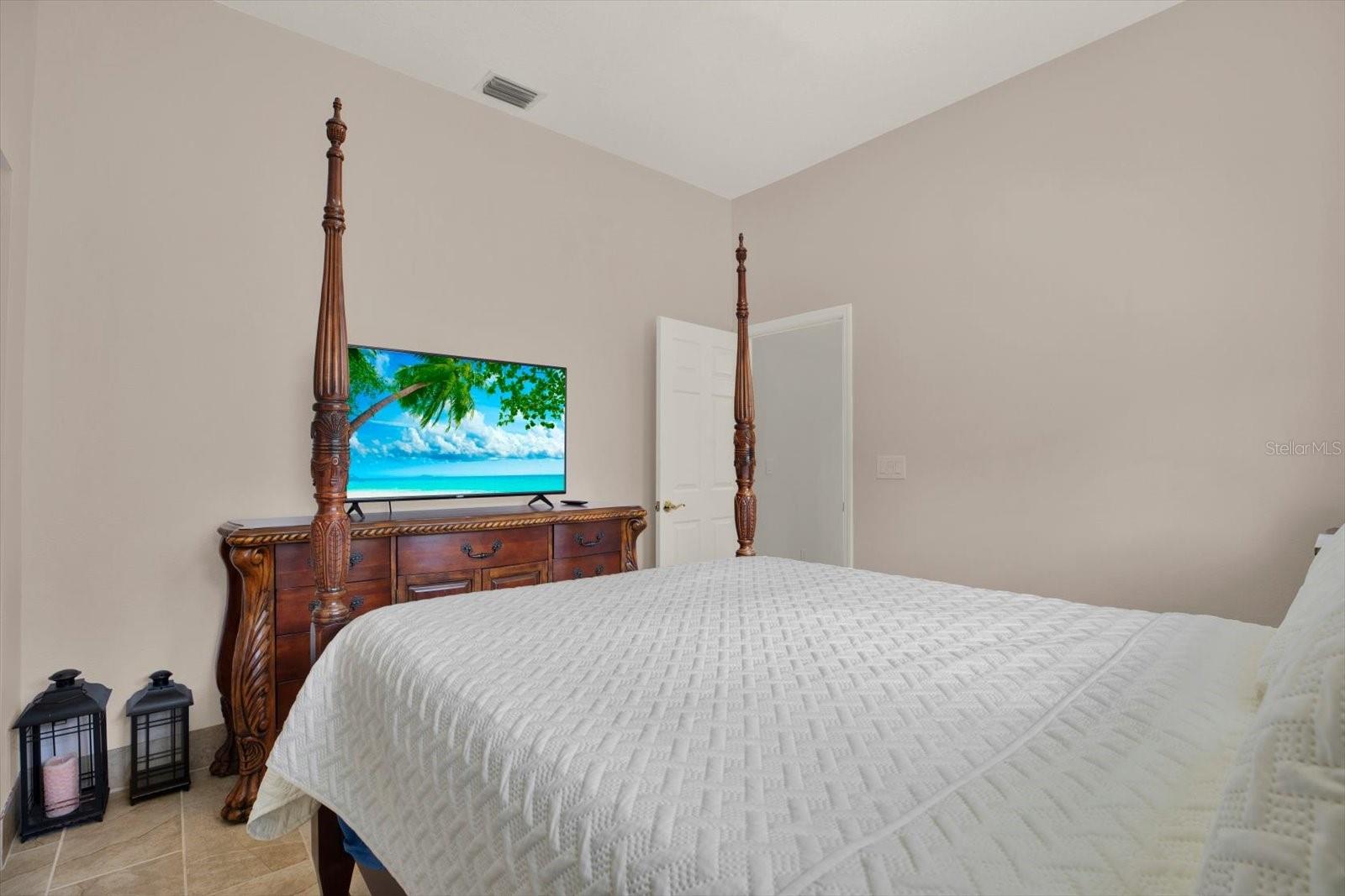 9472 WHISPER RIDGE TRAIL, Weeki Wachee, FL 34613