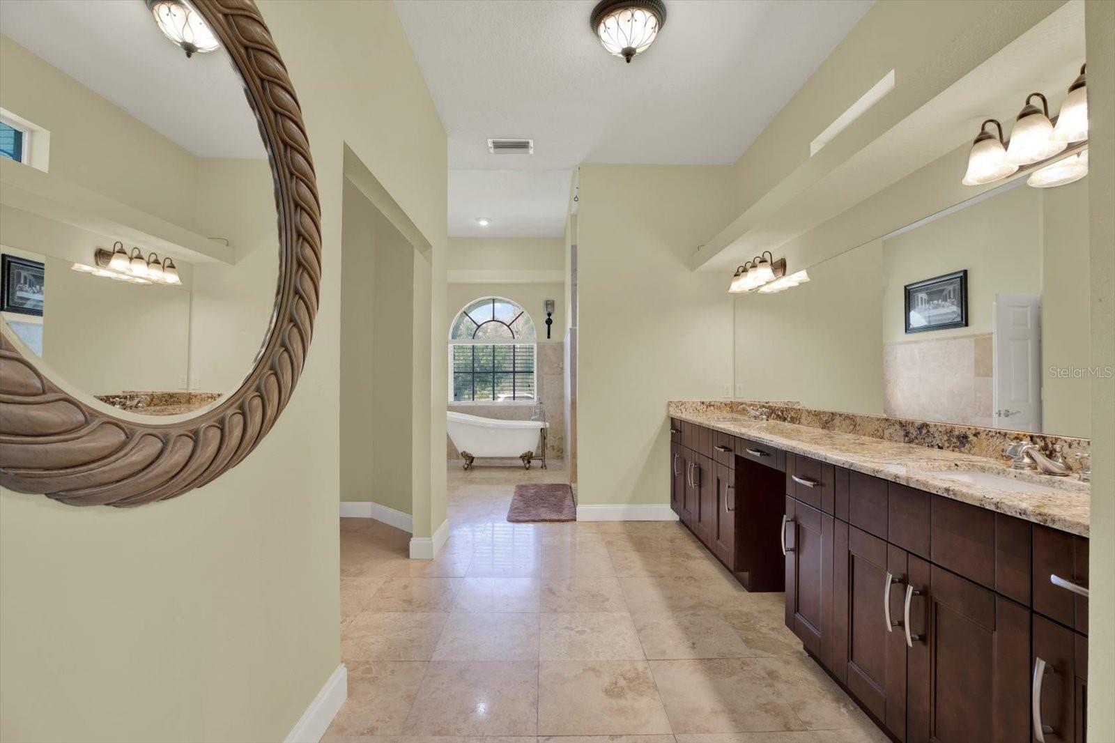 9472 WHISPER RIDGE TRAIL, Weeki Wachee, FL 34613