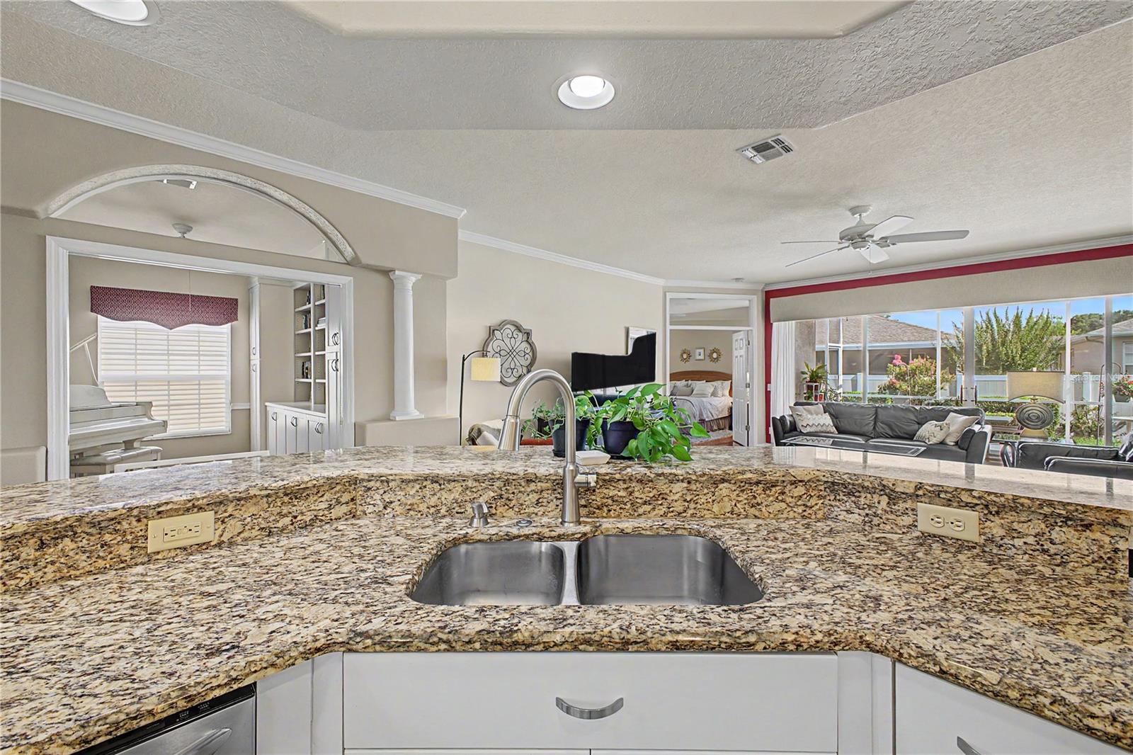 15017 TAMARIND LOOP, Spring Hill, FL 34609