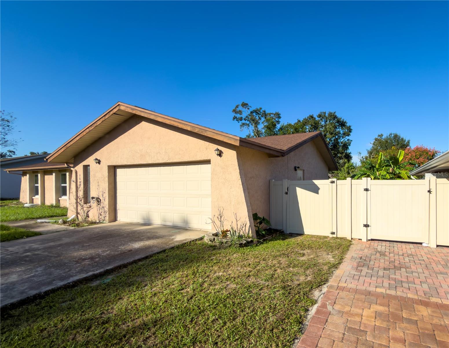 1804 Orange Hill Dr Right