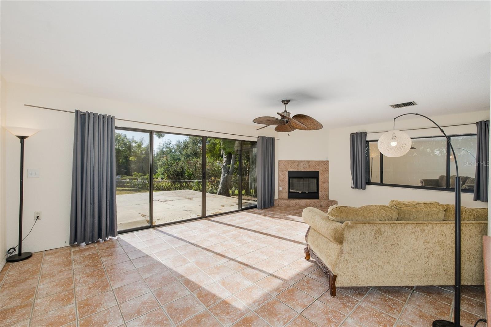 3138 BLUFF BOULEVARD, Holiday, FL 34691