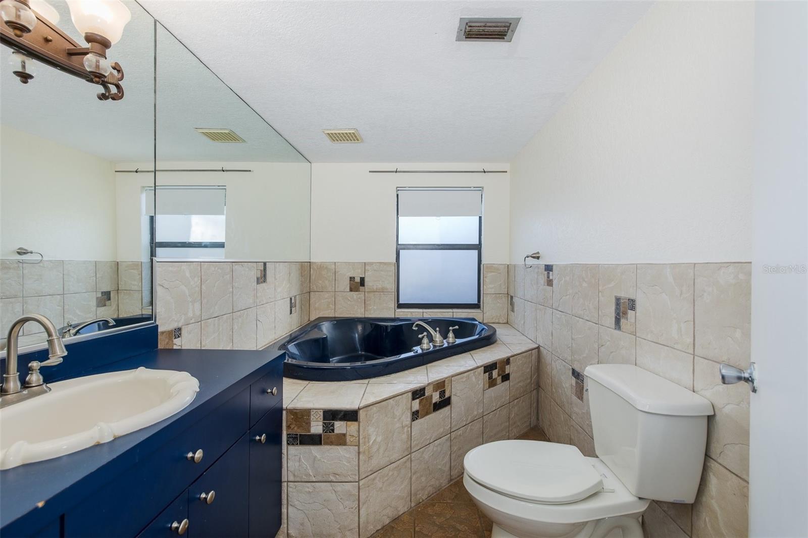 3138 BLUFF BOULEVARD, Holiday, FL 34691